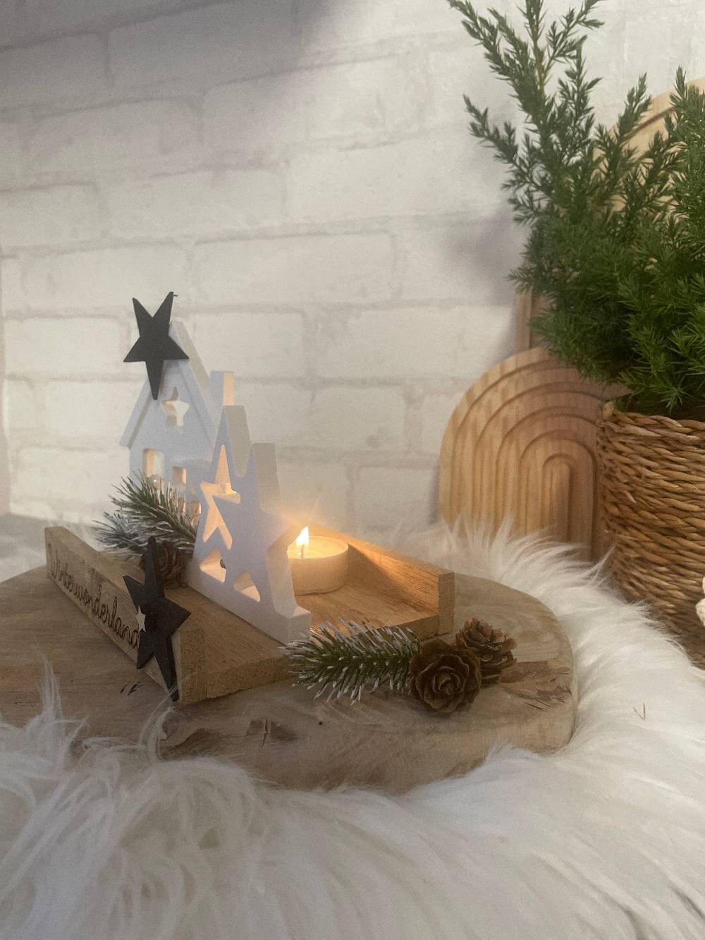 KB Socken Lichthaus, Weihnachtsdeko, Advent, Teelichthalter, Windlicht, Stern, Haus, Skandi, Weihnachten, Wohnzimmer Deko, Holzdeko Wohnzimmer Großer Ausverkauf