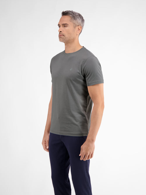 ﻿Lerros Basic T-Shirt mit Logostitch, unifarben Valentinstagsangebot