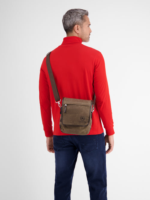 Lerros COLUMBUS Schmale Messenger Bag zollfrei