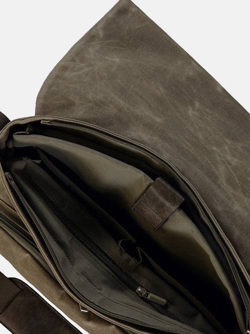 Lerros COLUMBUS Messenger Bag im Angebot