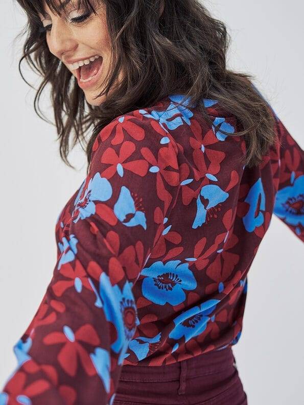 Mademoiselle YéYé Bluse mit Ballonärmeln aus Ecovero by Lenzing Neueste Stile