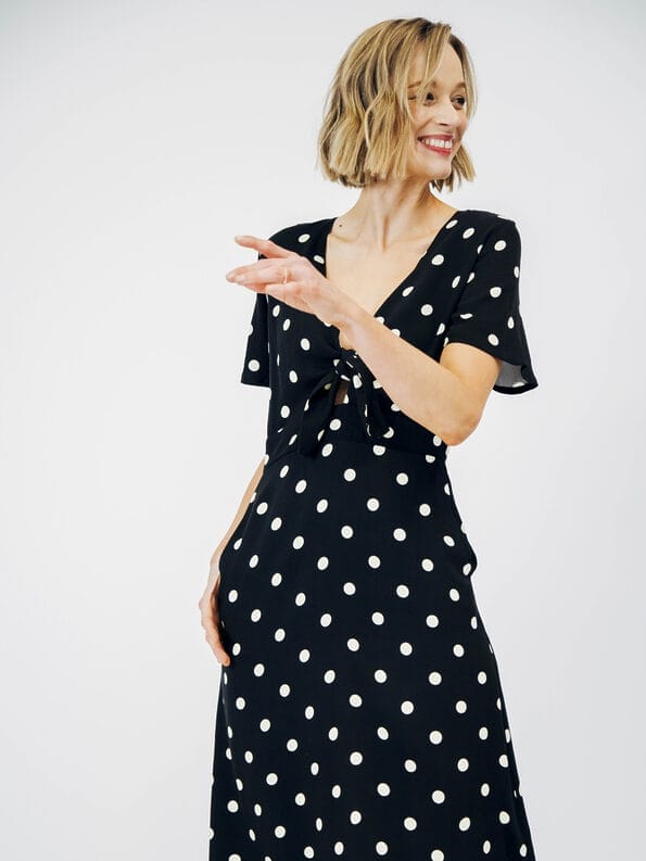 Mademoiselle YéYé Kleid mit Knotendetail aus EcoVero by Lenzing Fabrikladen
