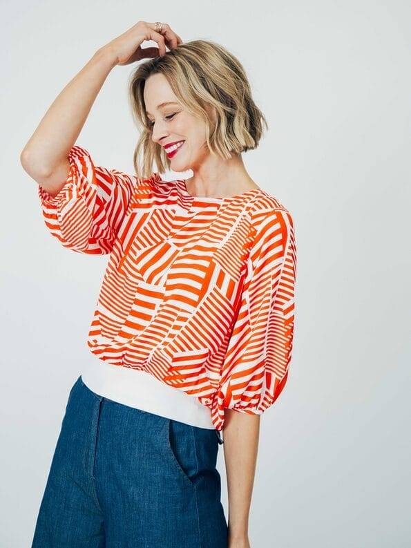 Mademoiselle YéYé Top mit weiten verkürzten Ärmeln aus EcoVero by Lenzing im Angebot