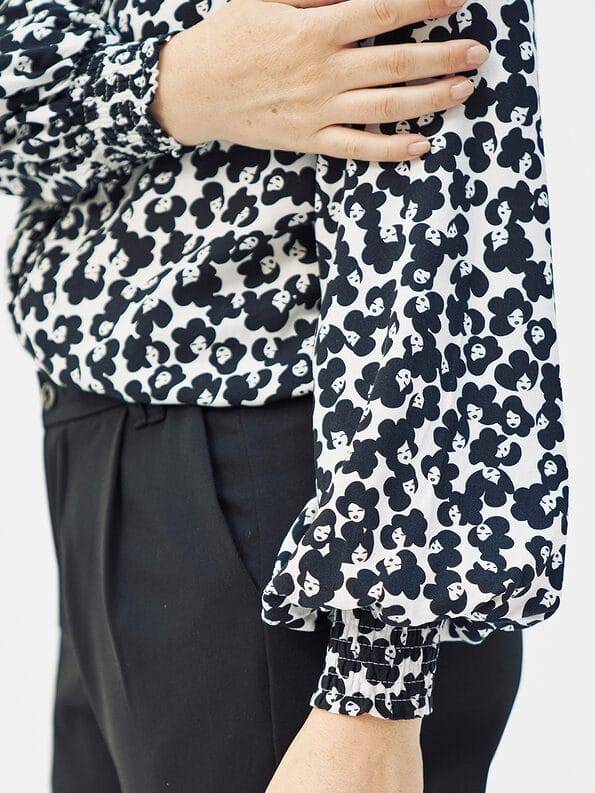 Mademoiselle YéYé Crepe Bluse mit Ballonärmeln aus Ecovero by Lenzing 50% Rabatt für begrenzte Zeit