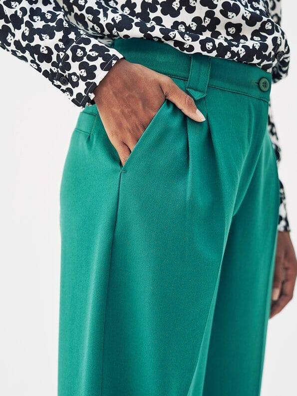 Mademoiselle YéYé Bundfaltenhose mit weitem Bein aus Gabardine Rabatte dieses Monats
