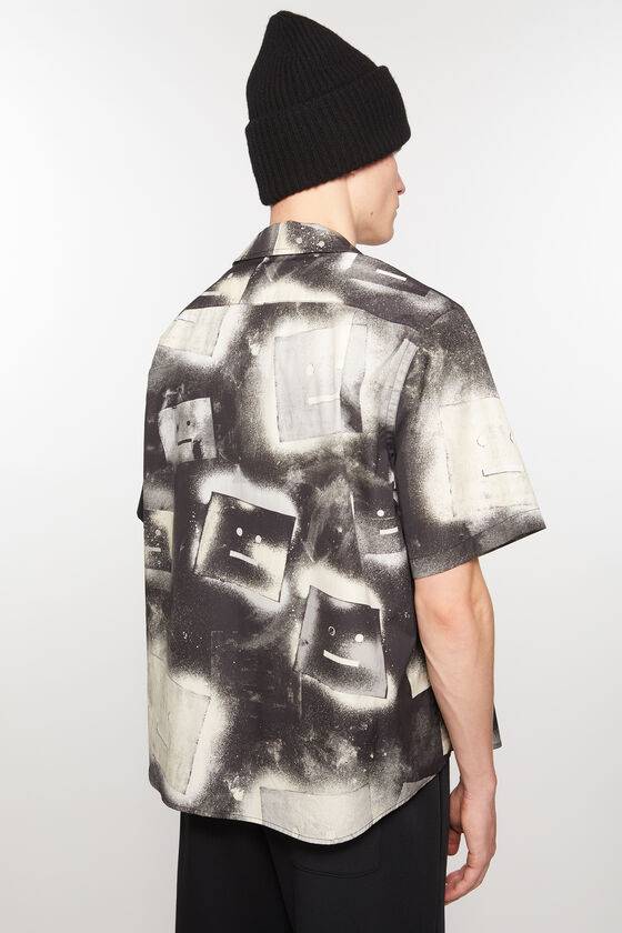 Acne Studios Bedrucktes Hemd mit Knopfleiste Unisex Schlussverkauf