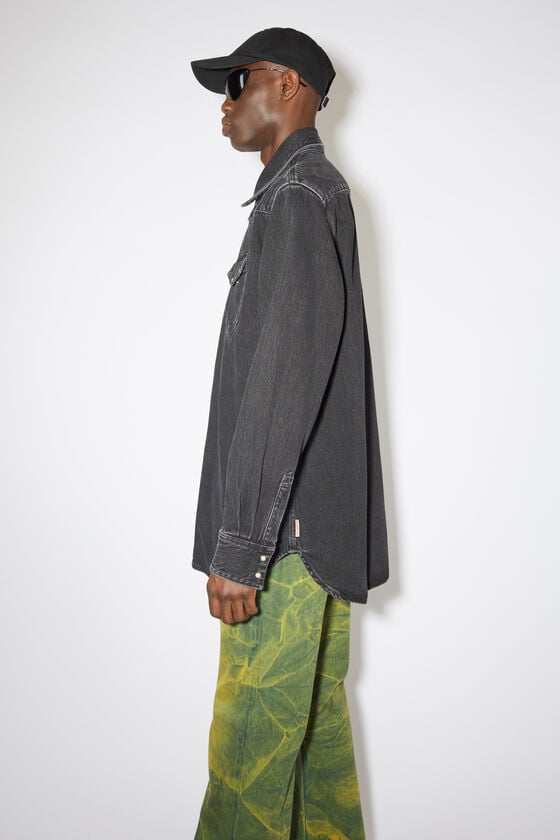 Acne Studios Jeanshemd mit Knopfleiste Exklusivangebot