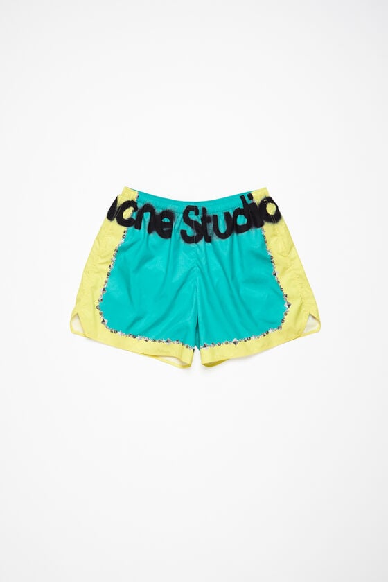 Acne Studios Bedruckte Badeshorts Rabatt