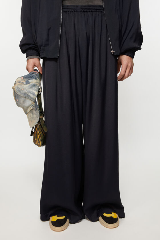 Acne Studios Trainingshose Räumungsverkauf