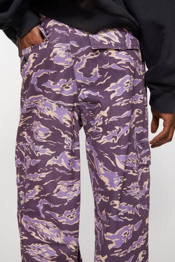 Acne Studios Hose mit Cargo-Print Begrenzte Freigabe