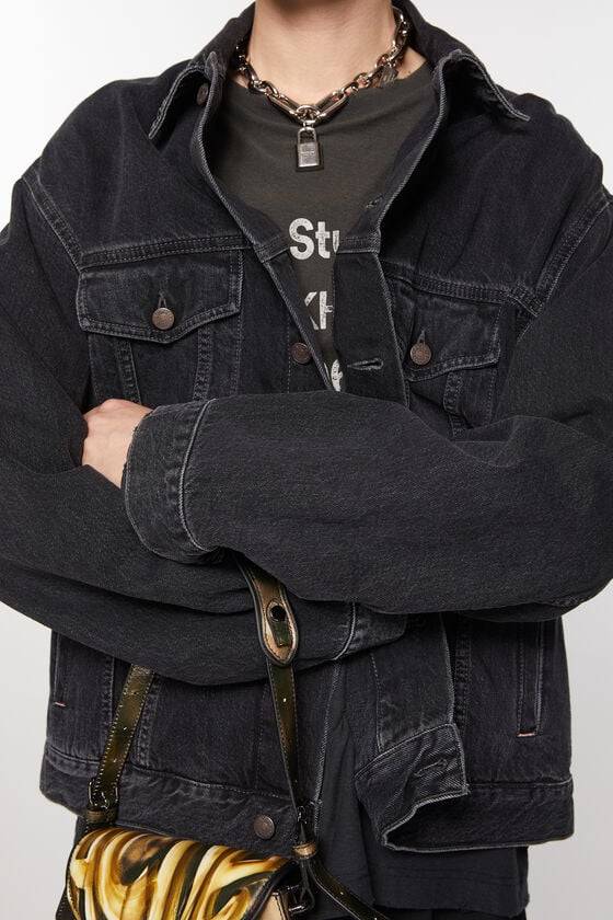 Acne Studios Jeansjacke – entspannte Passform Räumungsverkauf