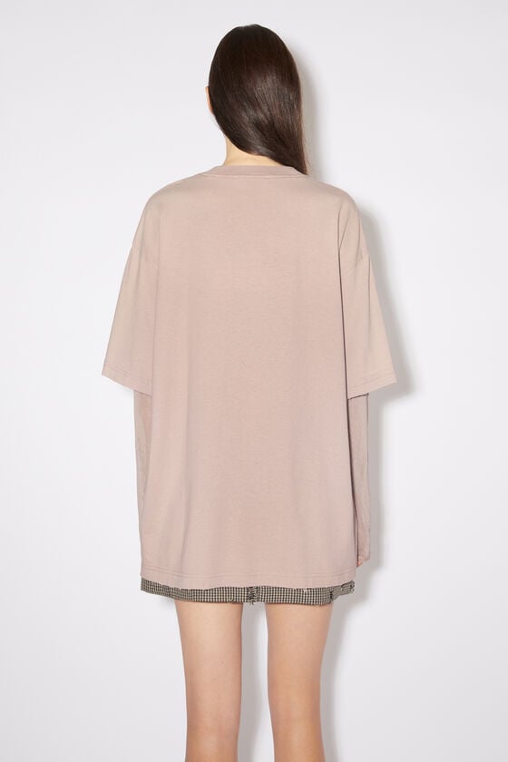 Acne Studios Mehrlagiges T-Shirt mit Logo Wochenangebot