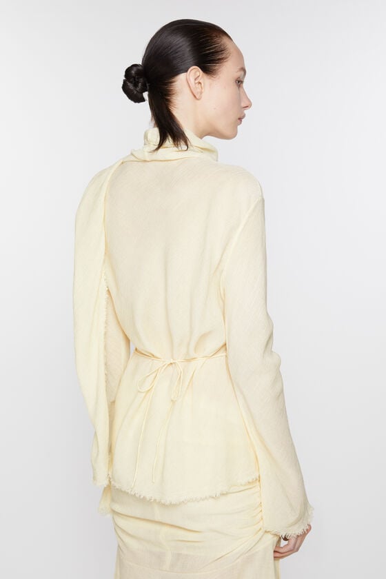 Acne Studios Bluse aus Crêpe mit Schal Nur noch ein Tag übrig