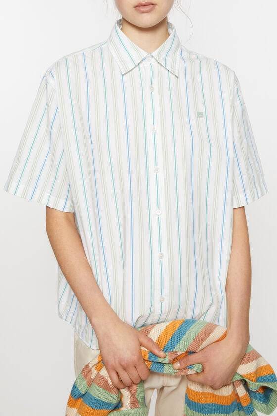 Acne Studios Gestreiftes Hemd mit Knopfleiste Unisex Fabrikladen