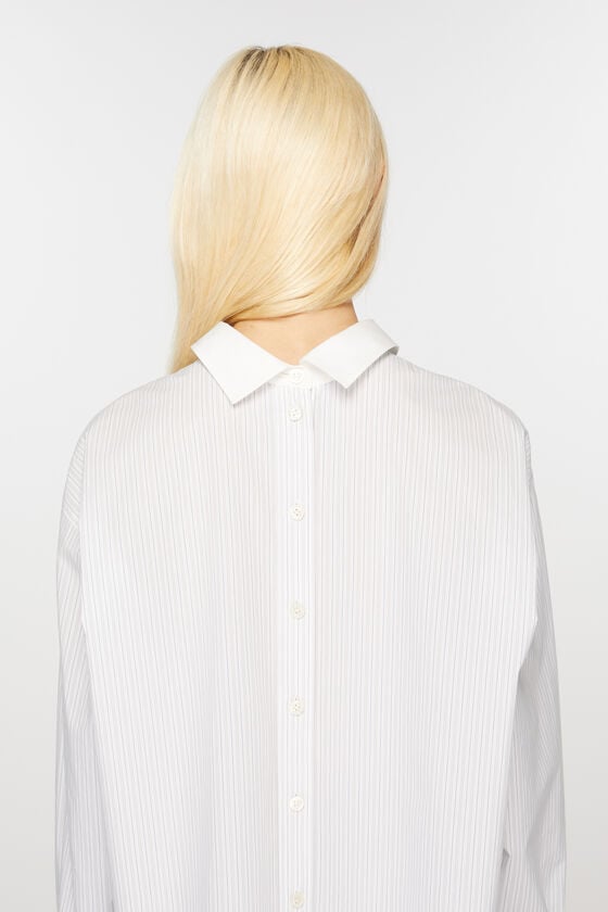 Acne Studios Gestreiftes Hemd 50% Rabatt für begrenzte Zeit