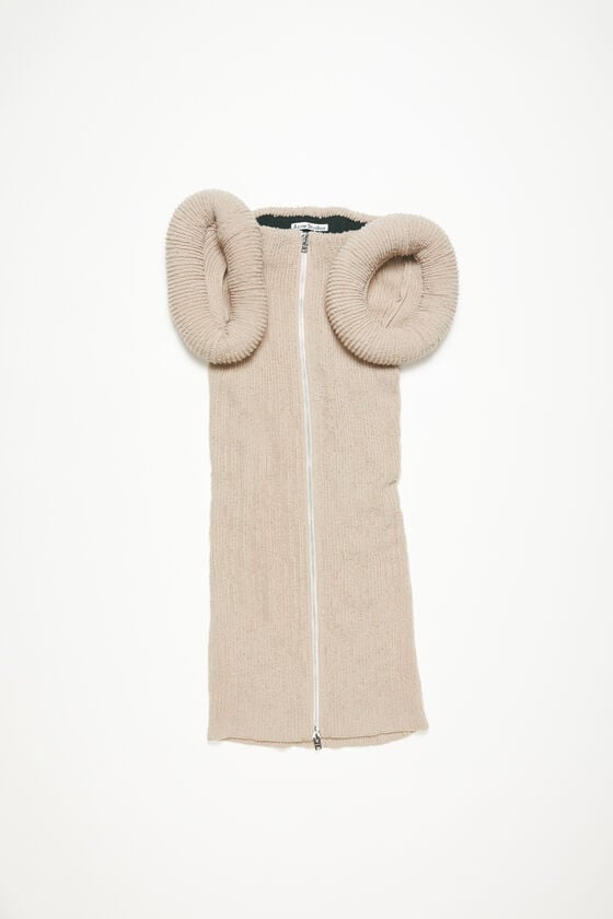 Acne Studios Asymmetric knit dress Laufsteg-Show Blitzangebot