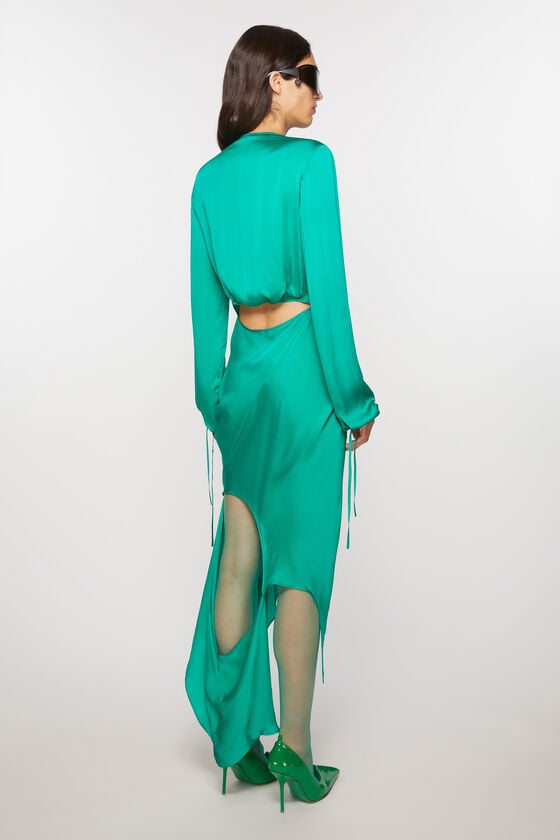 Acne Studios Kleid aus Seide mit Cut-out Laufsteg-Show Begrenzte Freigabe