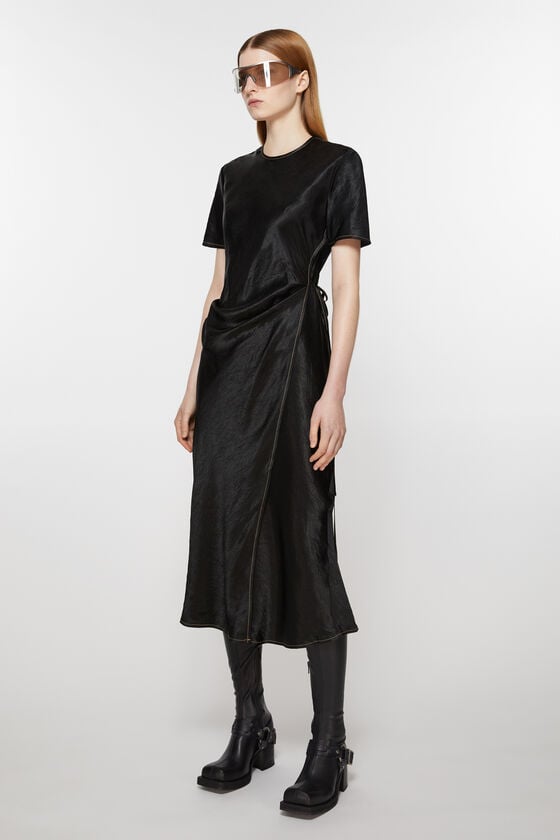 Acne Studios Wickelkleid aus Satin Zeitbegrenzte Promotion