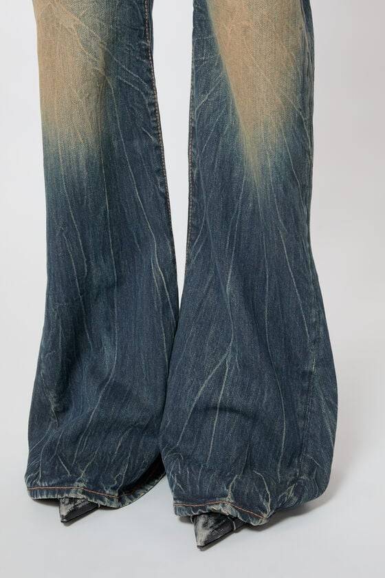 Acne Studios Jeans mit normaler Passform - 2024F 50% Rabatt mit kostenlosem Versand