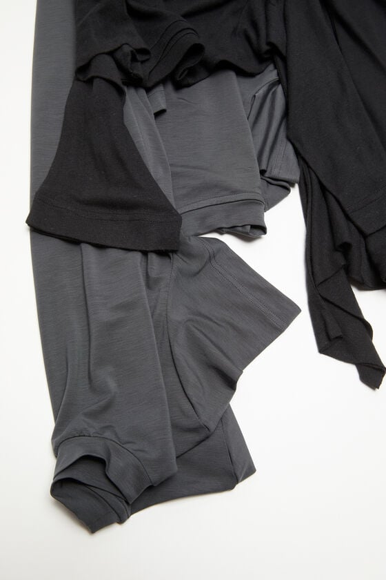 Acne Studios Lagenrock Laufsteg-Show Riesige Ersparnisse
