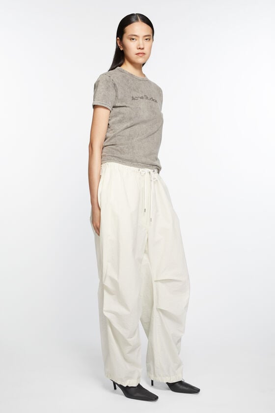 Acne Studios Hose in lockerer Passform 50% Rabatt für begrenzte Zeit