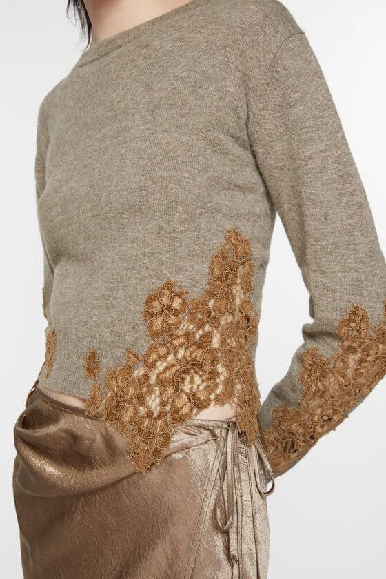 Acne Studios Wollpullover mit Spitzenbesatz Neueste Mode