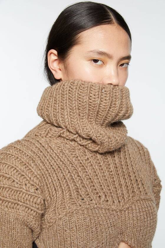 Acne Studios Cropped high neck knit Laufsteg-Show Online Outlet