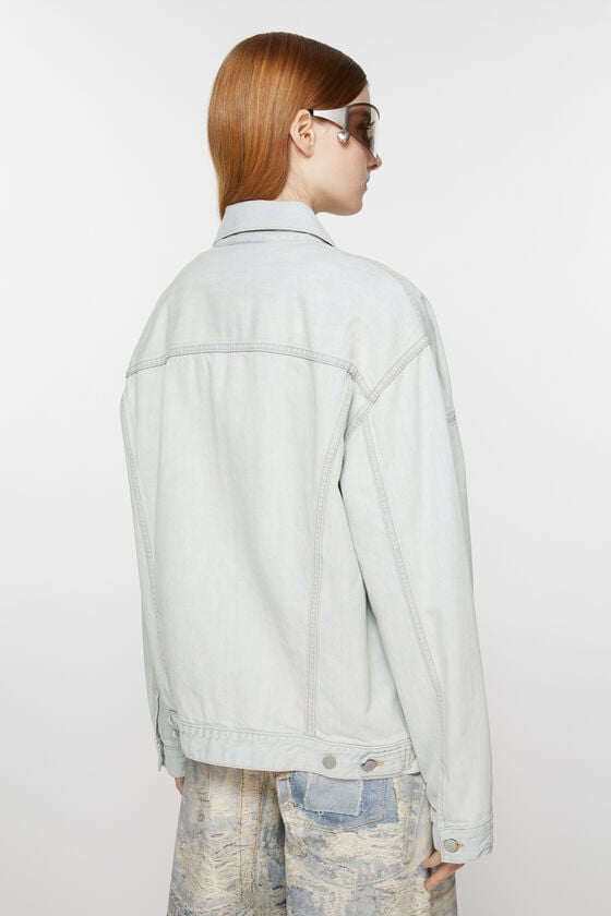 Acne Studios Jeansjacke – entspannte Passform Saisonschlussverkauf