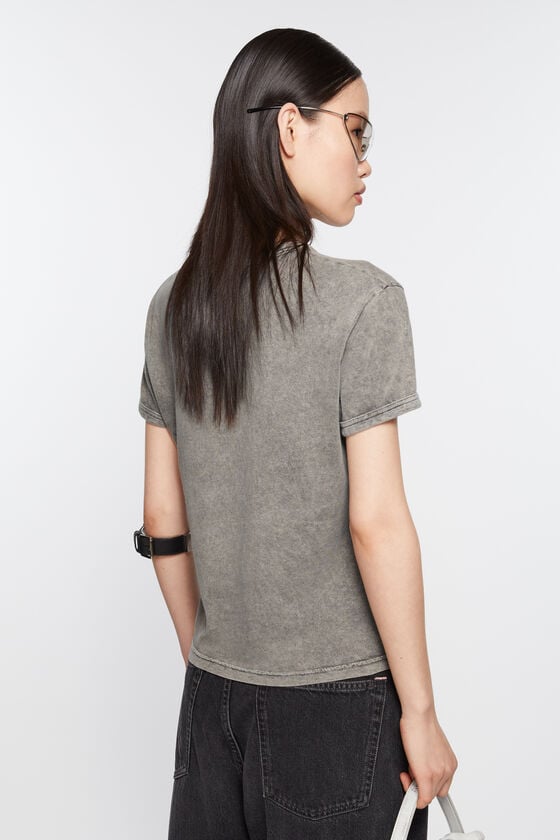 Acne Studios T-Shirt mit verschwommenem Logo – taillierte Unisex-Passform JETZT KAUFEN