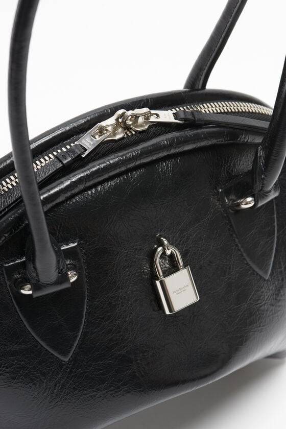 Acne Studios Bowlina mini shoulder bag Laufsteg-Show Riesige Rabatte