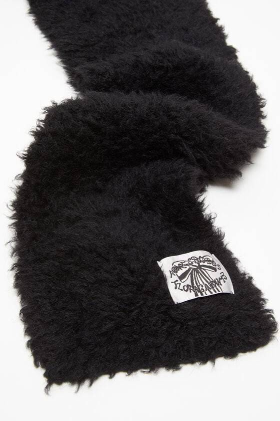 Acne Studios Fluffy scarf - Narrow Fabrikladen