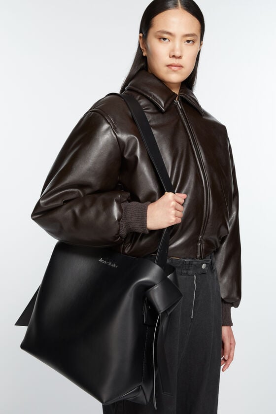 Acne Studios Musubi Midi Schultertasche zollfrei