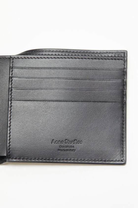 Acne Studios Gefaltete Lederbrieftasche Flash Sale