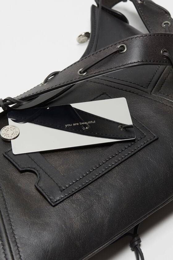 Acne Studios Platt Schultertasche Muttertagsangebot