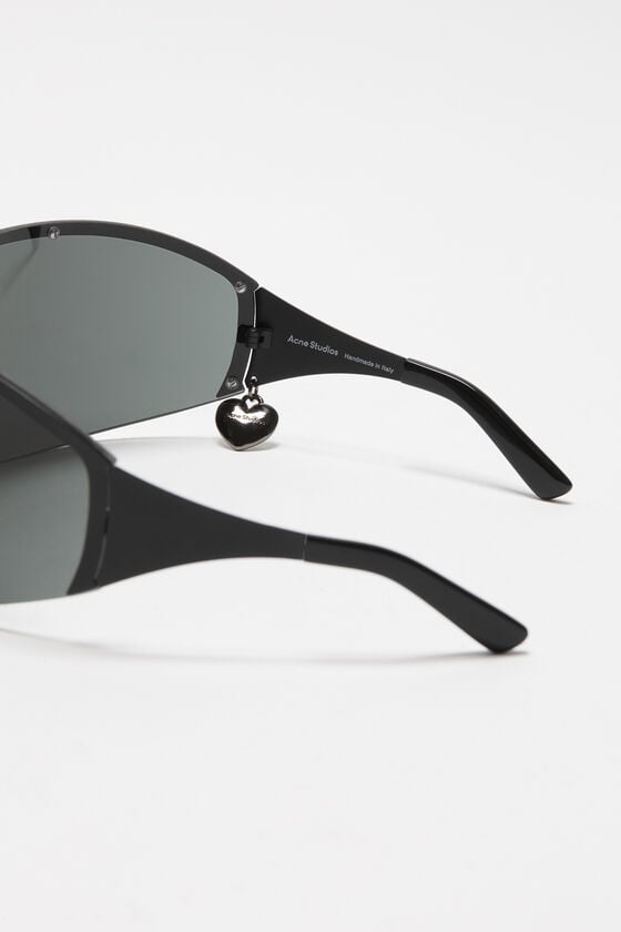 Acne Studios Sonnenbrille mit Metallrahmen Neueste Mode