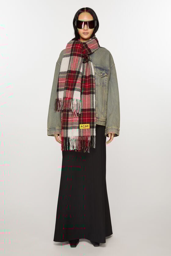 Acne Studios Karierter Fransen-Schal Zeitlich begrenztes Angebot