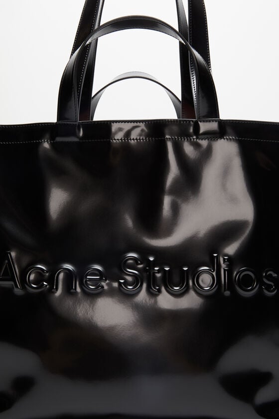 Acne Studios Umhängetasche mit Logo Vierteljährliche Förderung