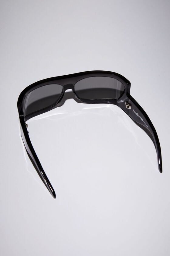 Acne Studios Sonnenbrille Nur noch ein Tag übrig