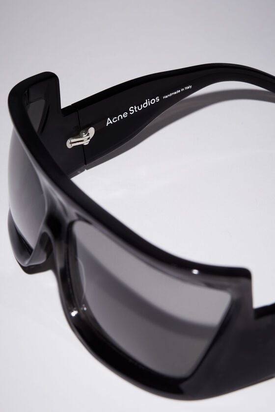 Acne Studios Sonnenbrille Nur noch ein Tag übrig