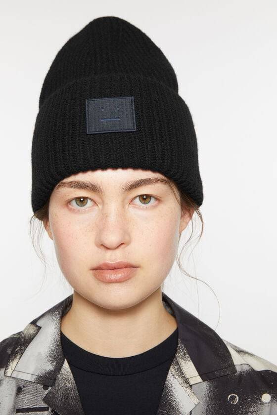 Acne Studios Mütze mit großem Face-Logo Angebote