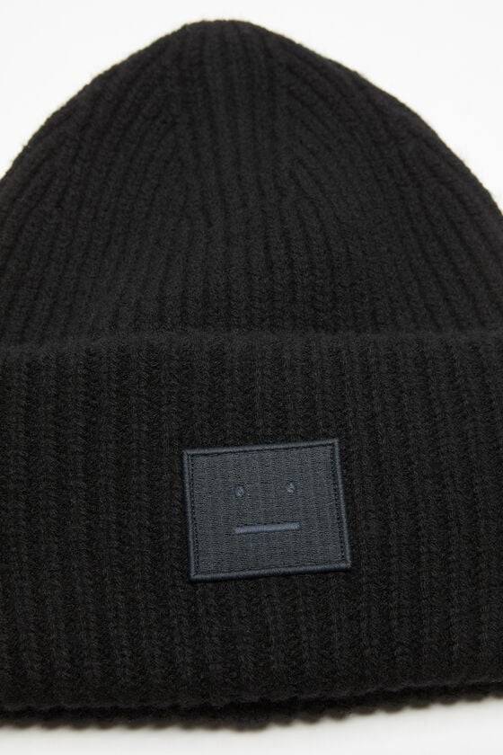 Acne Studios Mütze mit großem Face-Logo Angebote