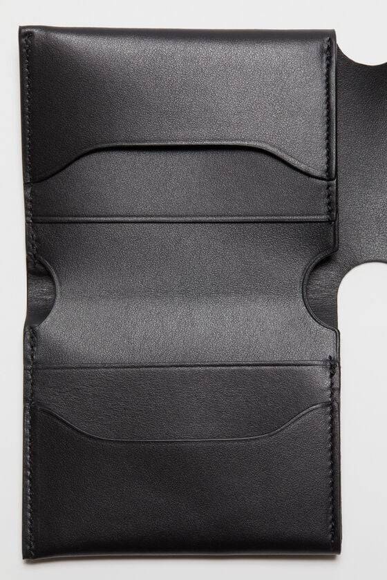 Acne Studios Faltportemonnaie im Angebot