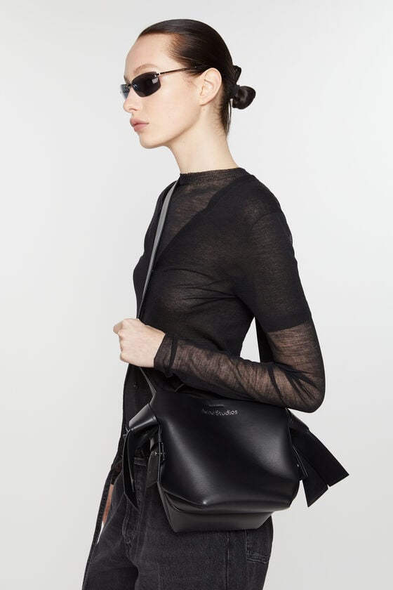 Acne Studios Musubi Mini Schultertasche Günstiger Verkauf