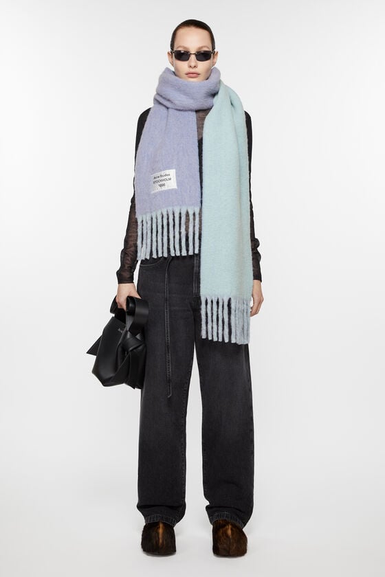 Acne Studios Fransen-Schal mit Logo Großer Ausverkauf