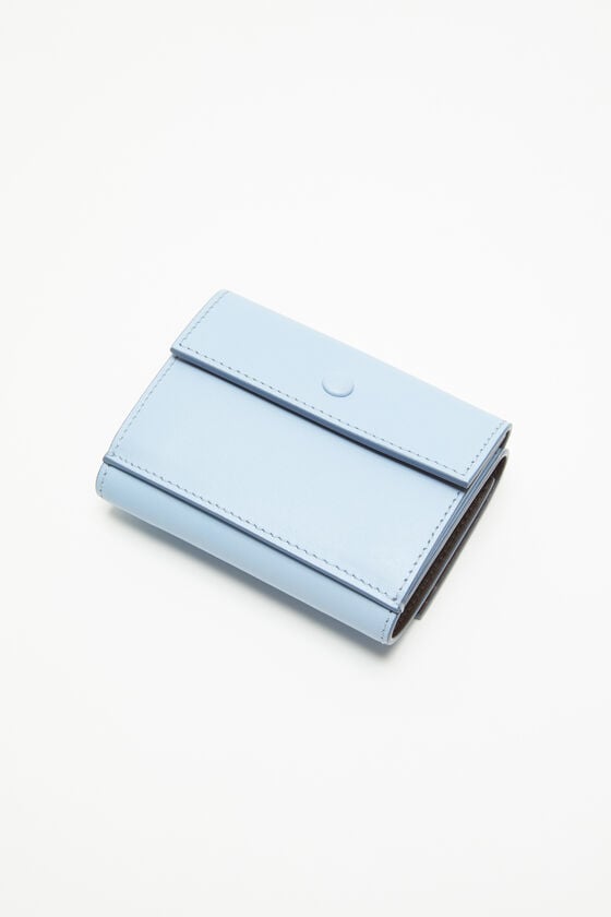 Acne Studios Dreifach-Geldbörse aus Leder Lagerräumung