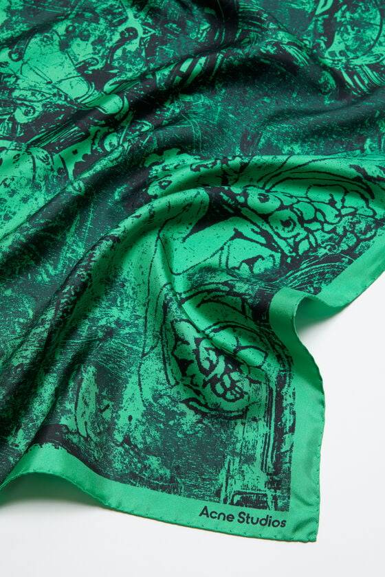 Acne Studios Printed silk scarf Laufsteg-Show Neuheiten
