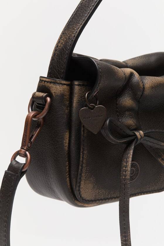 Acne Studios Mikrotasche mit mehreren Taschen Letzte 3 Tage