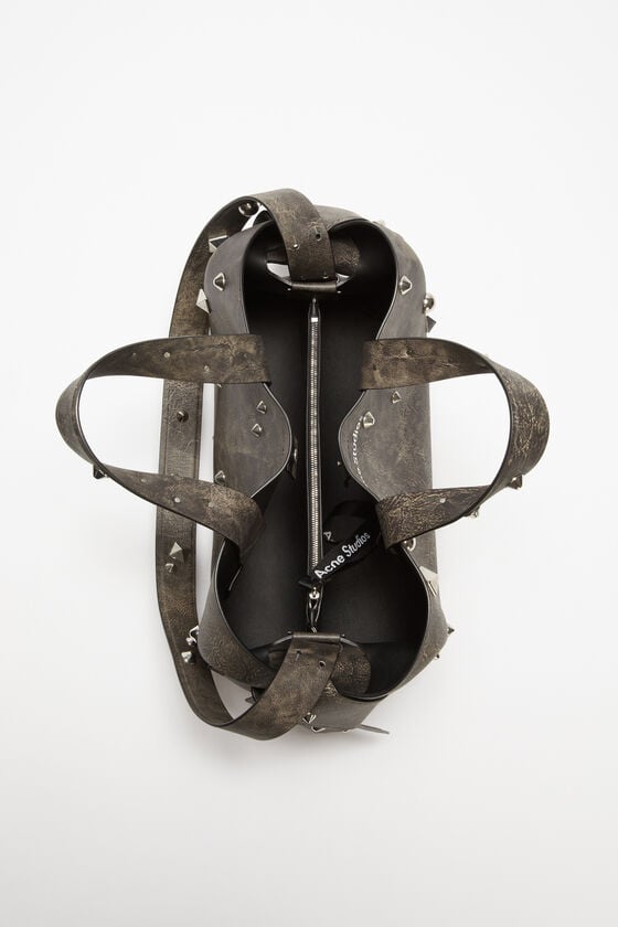 Acne Studios Musubi Midi-Tasche Letzter Tag