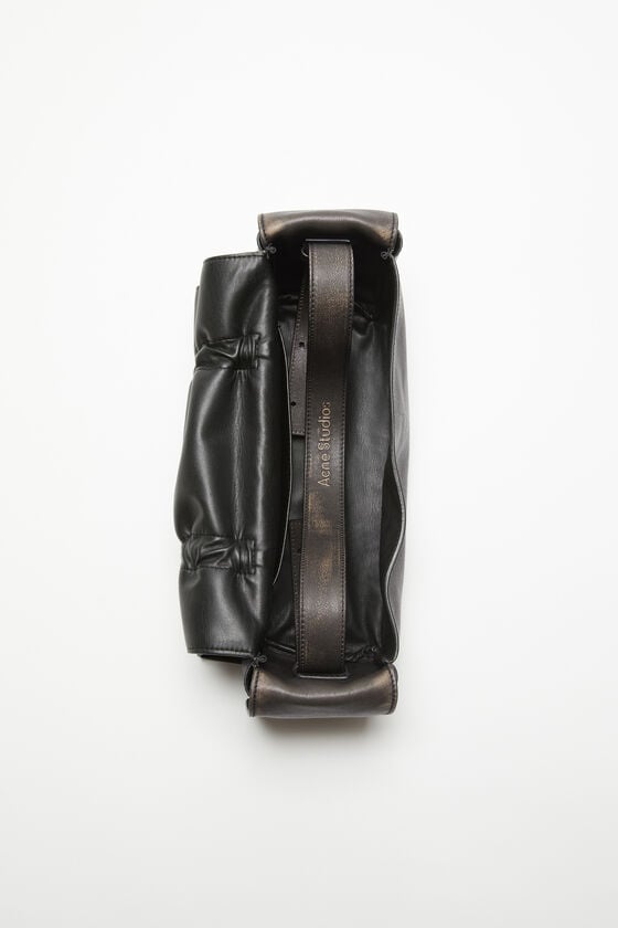 Acne Studios Tasche mit mehreren Taschen Bis zu 65% Rabatt