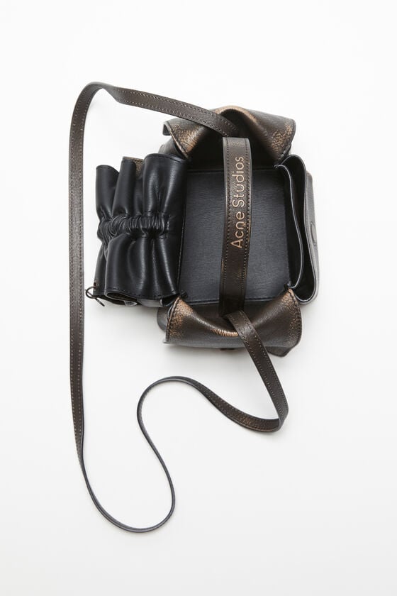 Acne Studios Multipocket-Minitasche Nur für heute